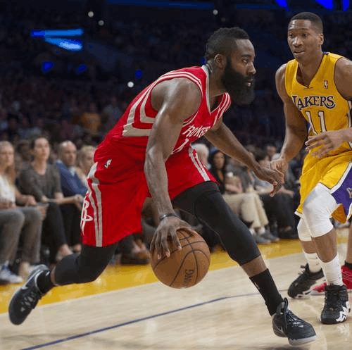 攻守体系中 攻守体系中